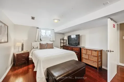 7 Coles Street Barrie ON L4N 5W5