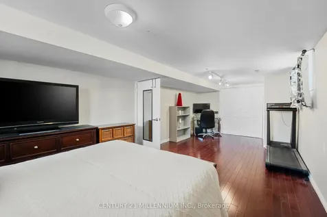 7 Coles Street Barrie ON L4N 5W5