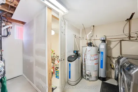 7 Coles Street Barrie ON L4N 5W5