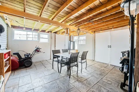 7 Coles Street Barrie ON L4N 5W5