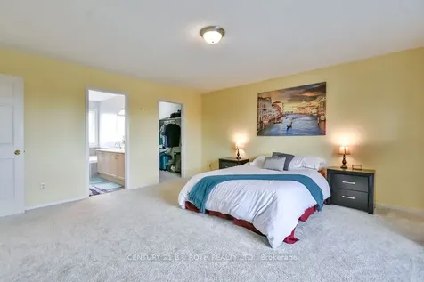 26 Tunbridge Road Barrie ON L4M 6S8