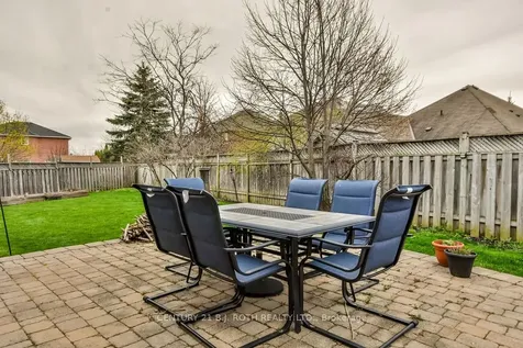 26 Tunbridge Road Barrie ON L4M 6S8