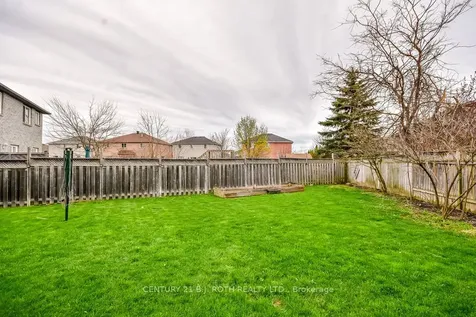 26 Tunbridge Road Barrie ON L4M 6S8