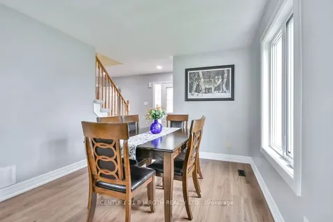 26 Tunbridge Road Barrie ON L4M 6S8