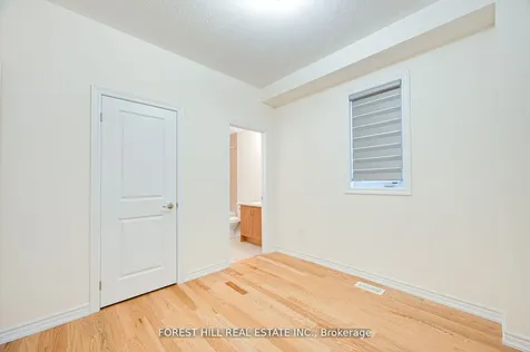 45 Prudhoe Terrace Barrie ON L9S 2Z8