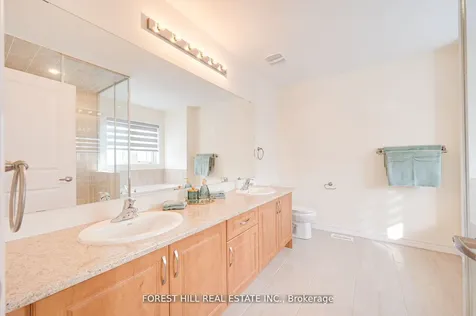 45 Prudhoe Terrace Barrie ON L9S 2Z8