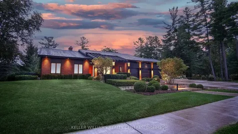 1 Forestwood Lane Barrie ON L4N 7S5