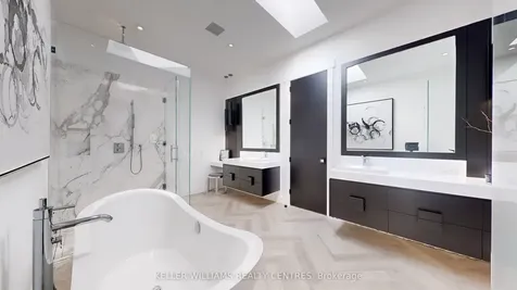 1 Forestwood Lane Barrie ON L4N 7S5