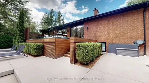 1 Forestwood Lane Barrie ON L4N 7S5