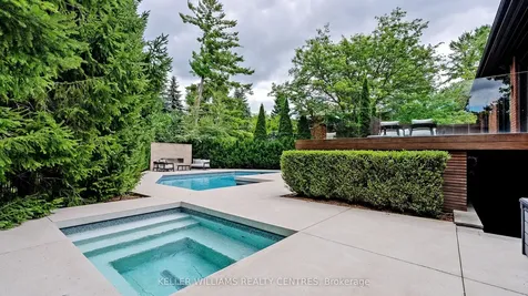 1 Forestwood Lane Barrie ON L4N 7S5