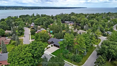 1 Forestwood Lane Barrie ON L4N 7S5