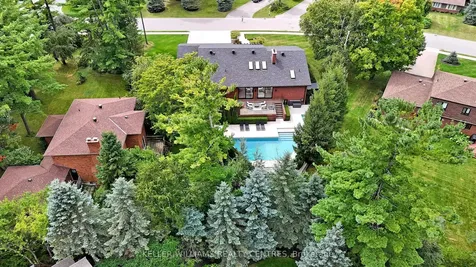 1 Forestwood Lane Barrie ON L4N 7S5