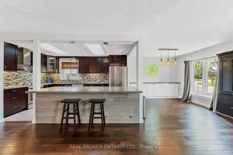 200 Hickory Lane Barrie ON L4N 4J8