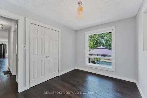 200 Hickory Lane Barrie ON L4N 4J8