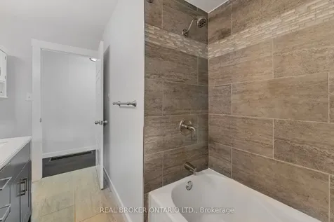 200 Hickory Lane Barrie ON L4N 4J8