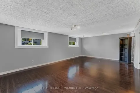 200 Hickory Lane Barrie ON L4N 4J8