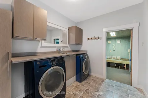 200 Hickory Lane Barrie ON L4N 4J8