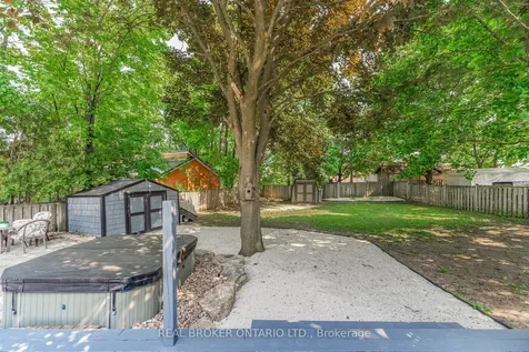 200 Hickory Lane Barrie ON L4N 4J8