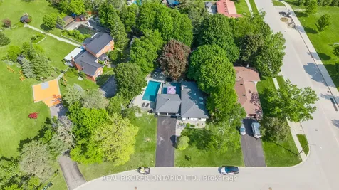 200 Hickory Lane Barrie ON L4N 4J8