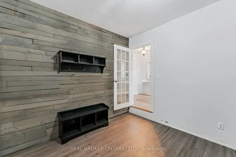 200 Hickory Lane Barrie ON L4N 4J8