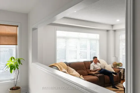 33 Royal Park Boulevard Barrie ON L4N 6M8