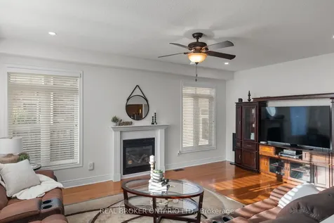 33 Royal Park Boulevard Barrie ON L4N 6M8