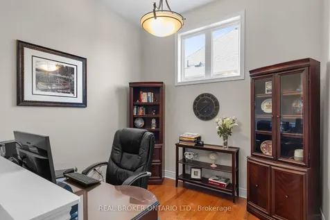 33 Royal Park Boulevard Barrie ON L4N 6M8