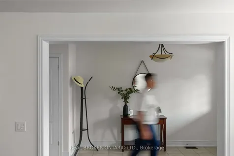 33 Royal Park Boulevard Barrie ON L4N 6M8