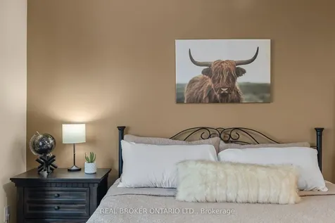 33 Royal Park Boulevard Barrie ON L4N 6M8