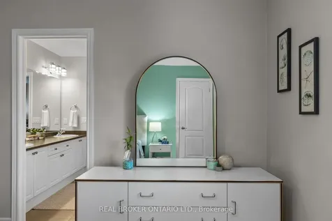 33 Royal Park Boulevard Barrie ON L4N 6M8