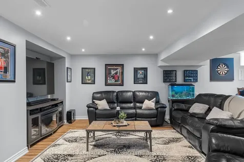 33 Royal Park Boulevard Barrie ON L4N 6M8