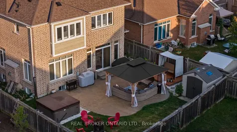 33 Royal Park Boulevard Barrie ON L4N 6M8