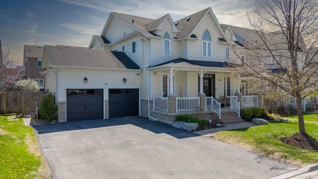 25 Regalia Way Barrie ON L4M 7H7