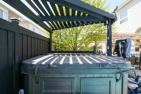 25 Regalia Way Barrie ON L4M 7H7