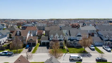 25 Regalia Way Barrie ON L4M 7H7