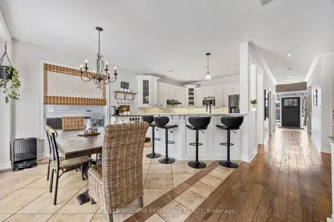 25 Regalia Way Barrie ON L4M 7H7