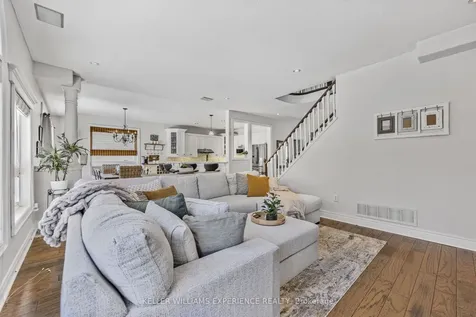 25 Regalia Way Barrie ON L4M 7H7