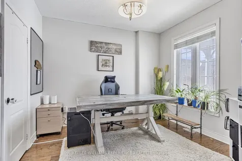 25 Regalia Way Barrie ON L4M 7H7