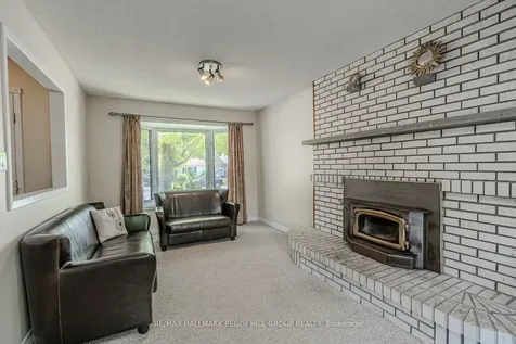 20 Shelley Lane Barrie ON L4N 4X8