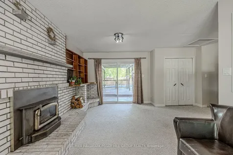 20 Shelley Lane Barrie ON L4N 4X8