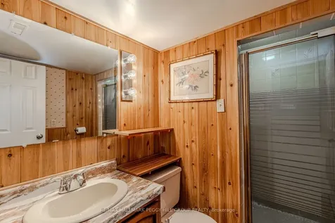 20 Shelley Lane Barrie ON L4N 4X8