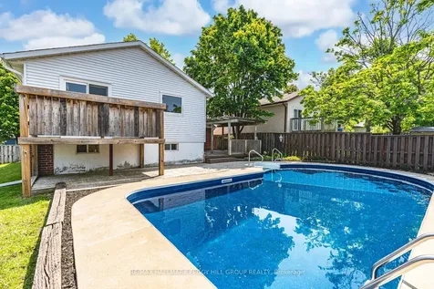 20 Shelley Lane Barrie ON L4N 4X8