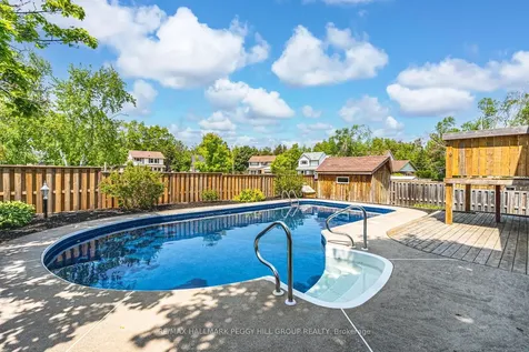 20 Shelley Lane Barrie ON L4N 4X8