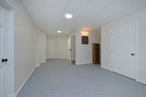 107 Huronia Road Barrie ON L4N 4G1