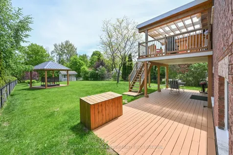 107 Huronia Road Barrie ON L4N 4G1