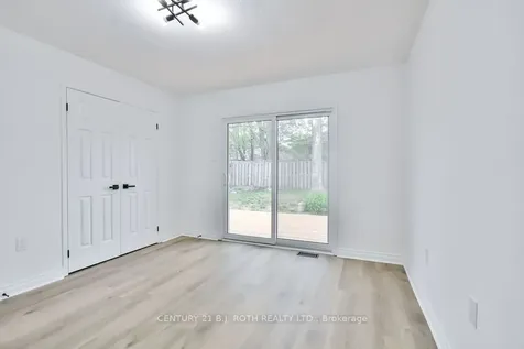 105 Monique Crescent Barrie ON L4M 6Y5