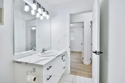 105 Monique Crescent Barrie ON L4M 6Y5