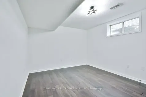 105 Monique Crescent Barrie ON L4M 6Y5