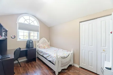 35 Jones Drive Barrie ON L4M 6H7