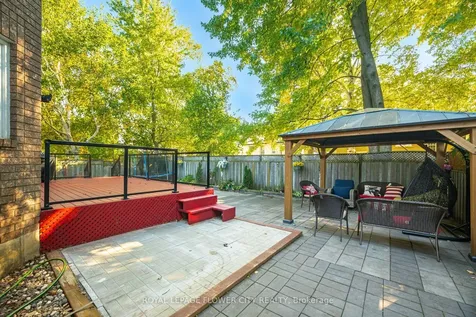 35 Jones Drive Barrie ON L4M 6H7